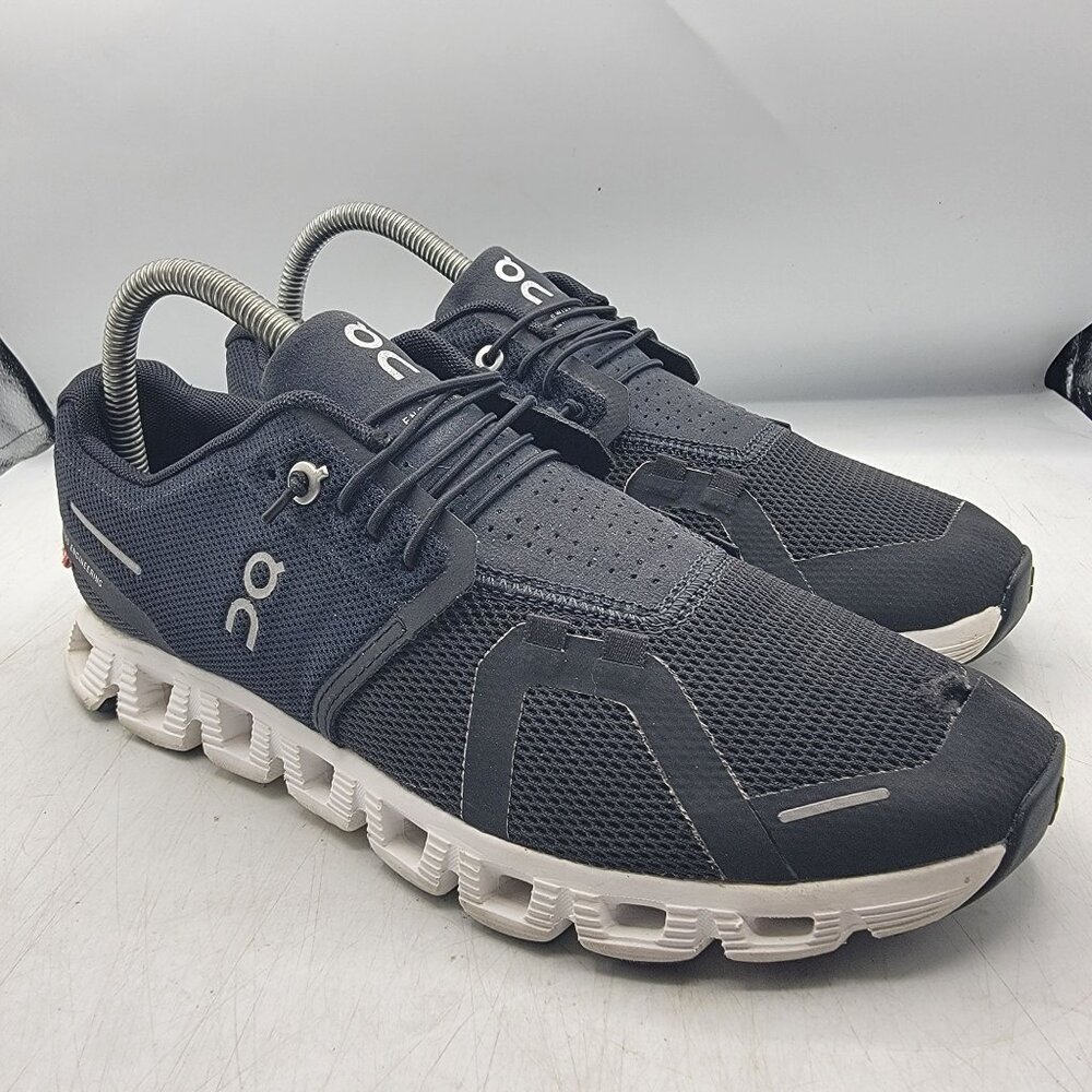 On Cloud 5 Womens 8 Black Running Shoes Athletic Causal Comfort Lightweight